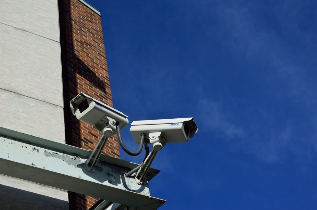 cctv, security, camera-1144371.jpg